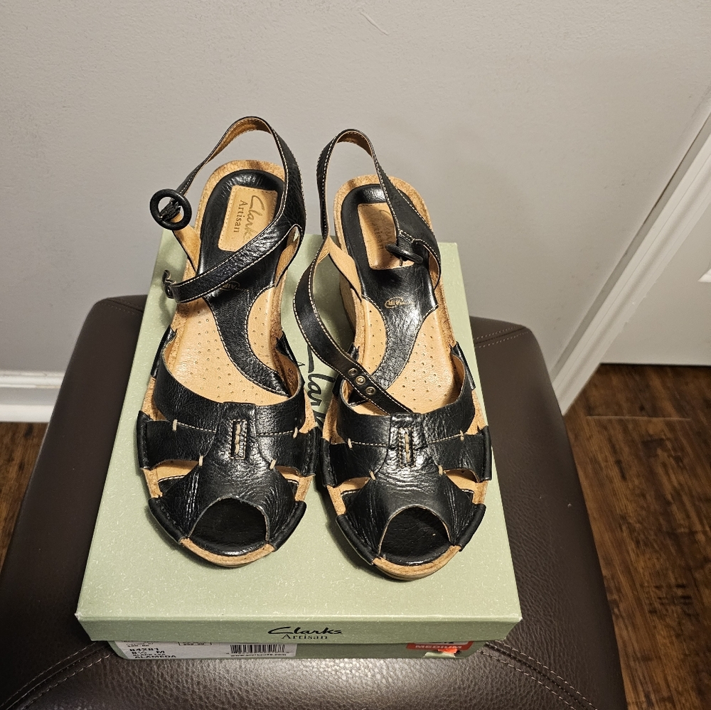Clarks Artisan Wedge Heel Sandel